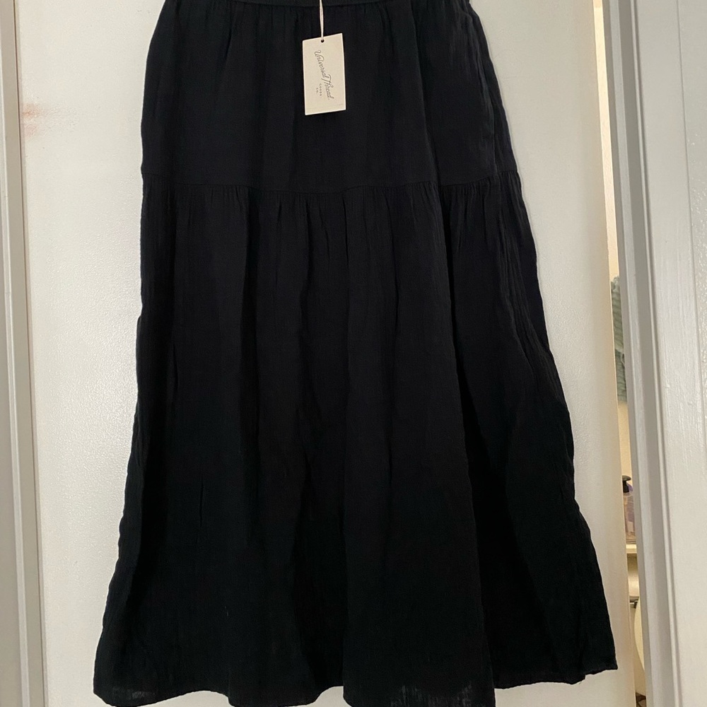 Universal Thread Black Tiered Maxi/Midi Skirt Size Small